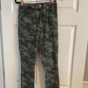 Good American Good Waist 8 29 camo skinny jeans